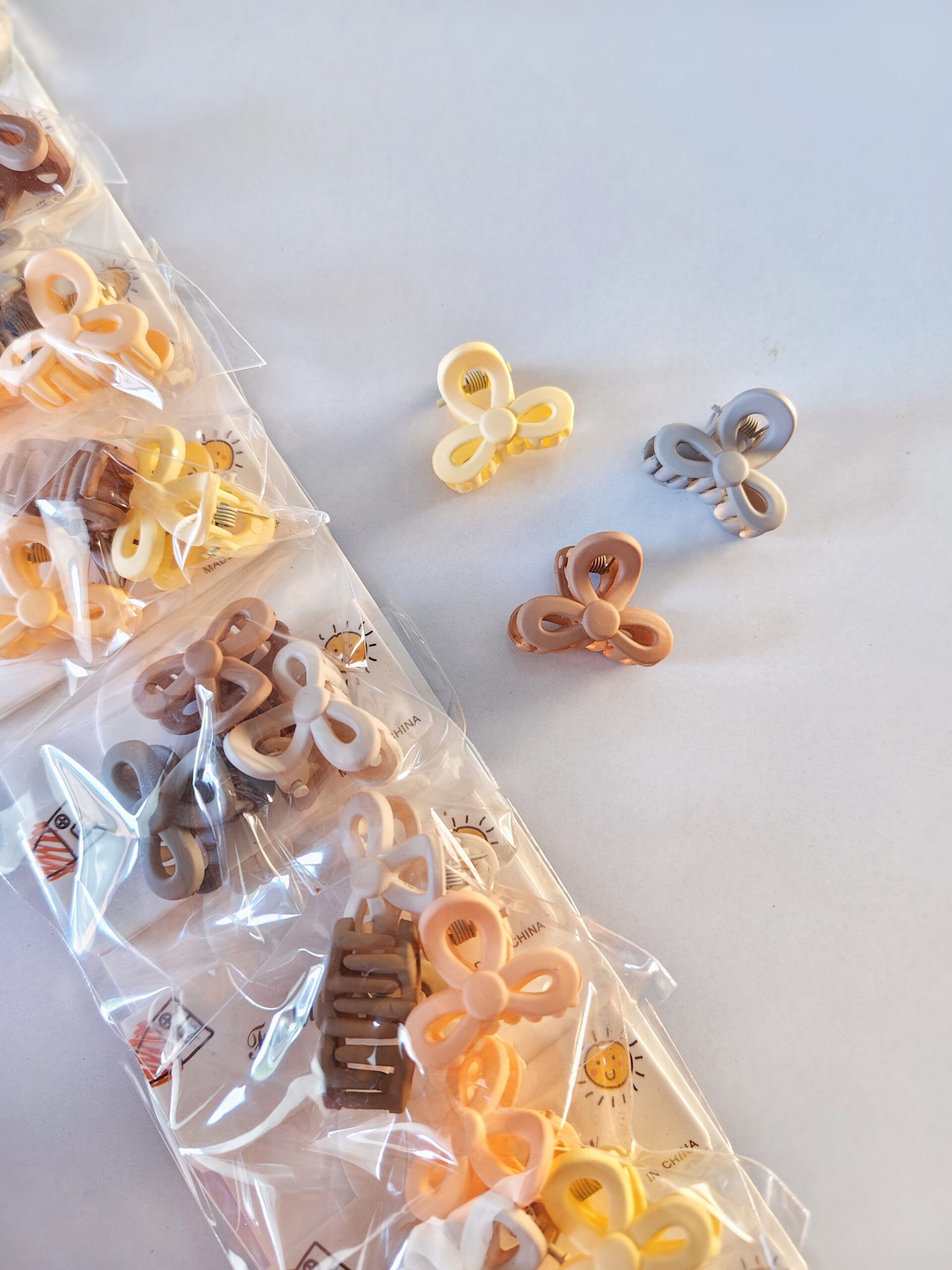 Pastel Bloom Mini Hair Claw Clips – Pack of 3