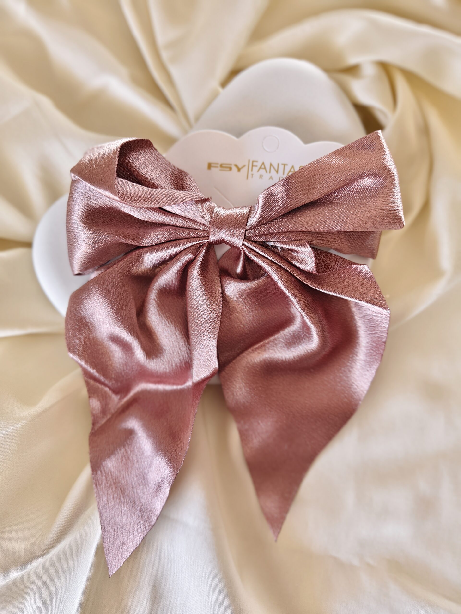 Tending Satin Bow Clip - Image 4